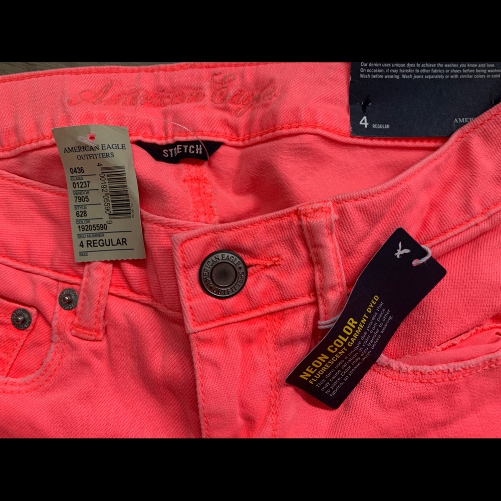 NWT AE Ripped Skinny Jeans - Picture 4 of 4